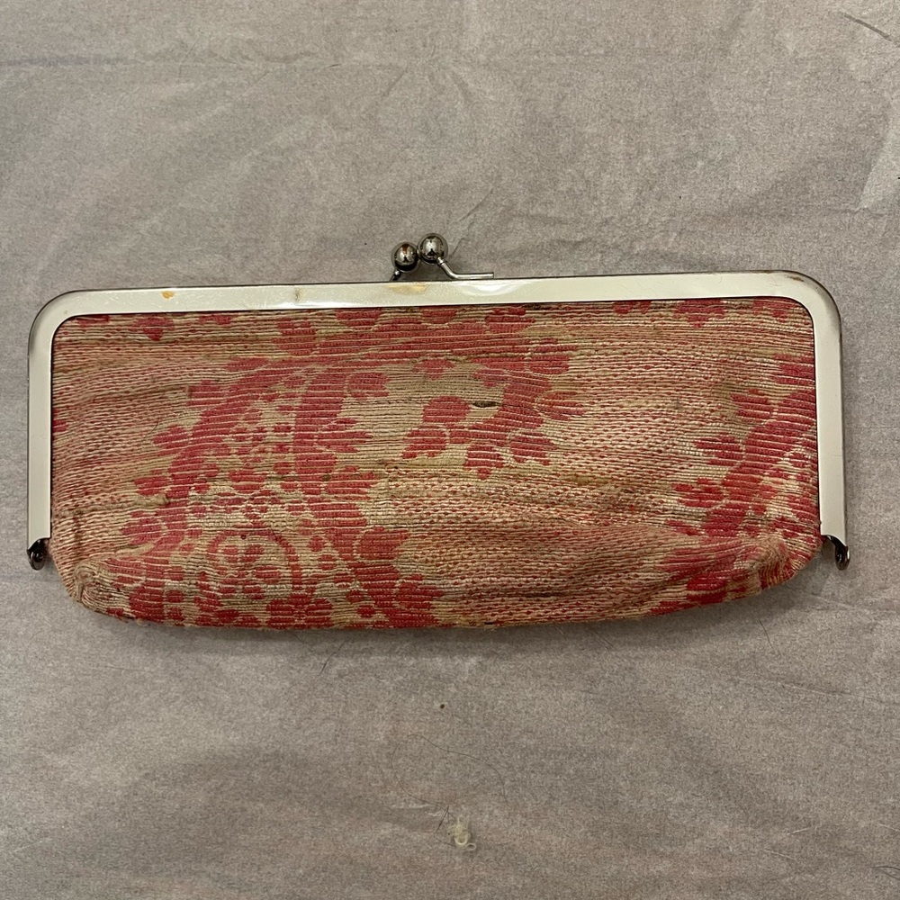 Ollie Sang Fabric Clutch Purse